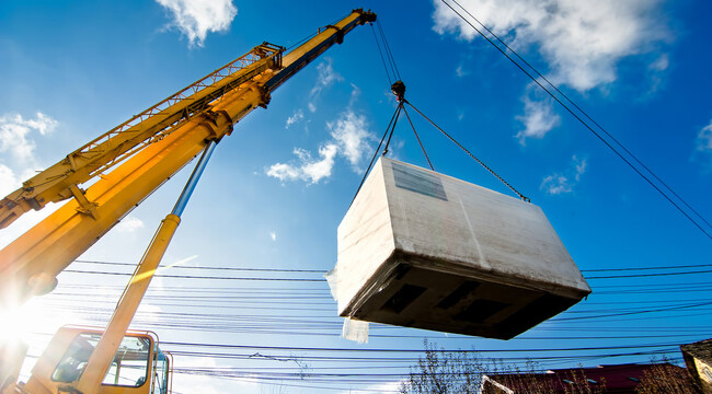 crane lifting